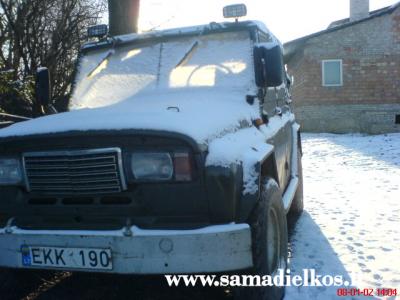 UAZ469